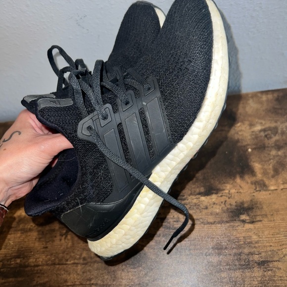Adidas Boost - Picture 2 of 4